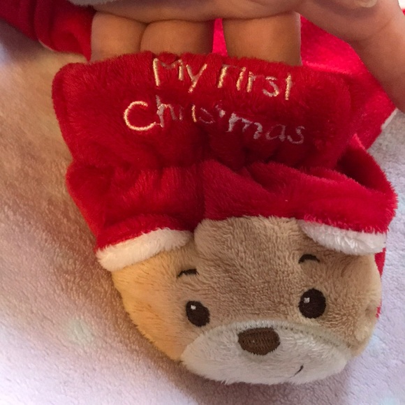 Holiday bundle ! 🎄 pajamas and soft slippers - Picture 4 of 7